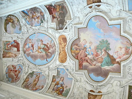 Marmorsaal Schloss Trautrenfels